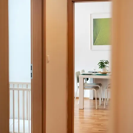 דירה Pleasant & Comfy In Super Location
